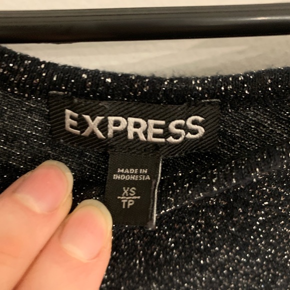 Express Top - Picture 2 of 2